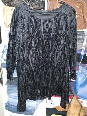 FYLO Black burnout 3/4 Sleeve Top